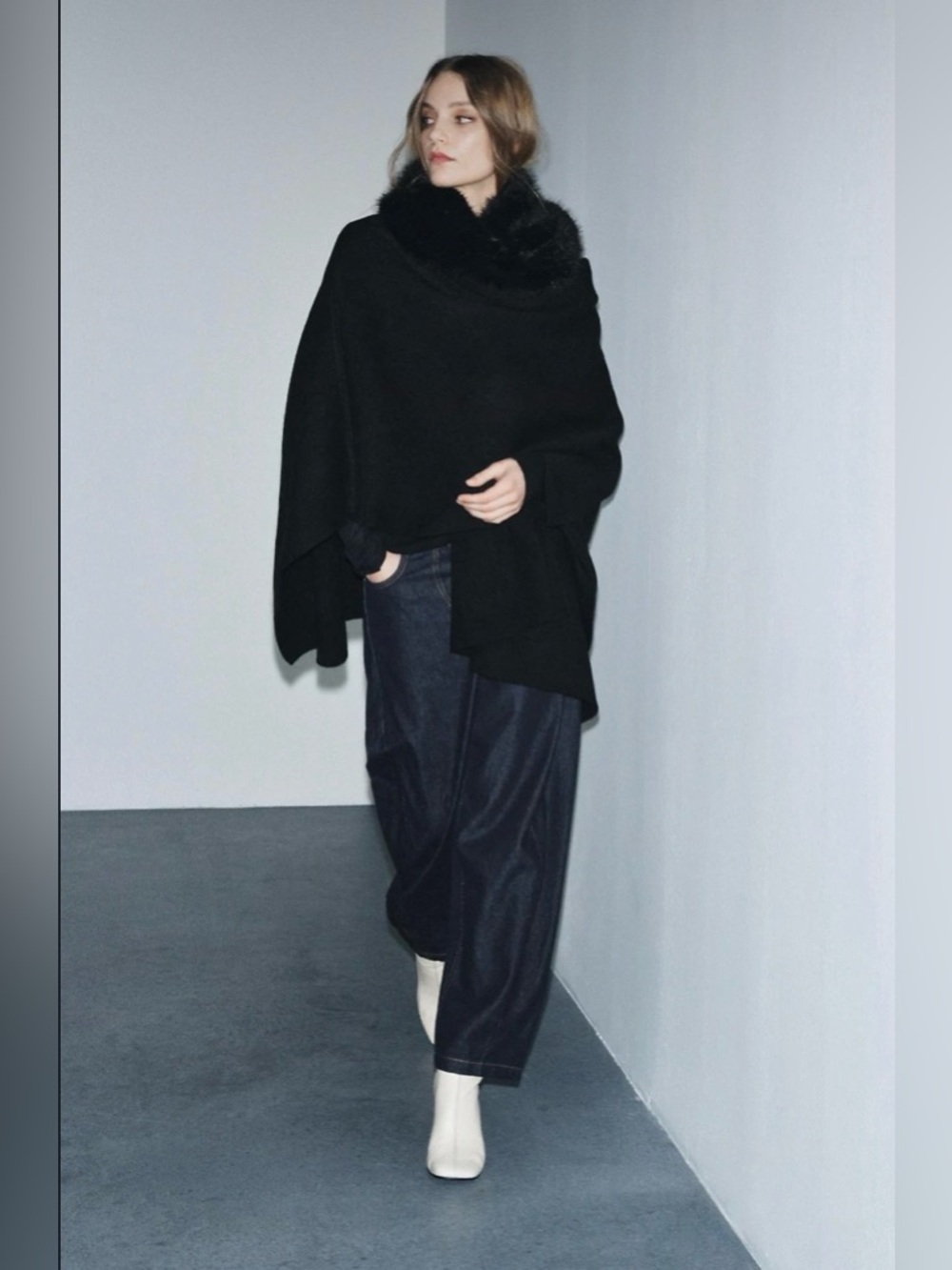 Zara Knit Fur Cape in Black, Sz Medium - Picture 5 of 16